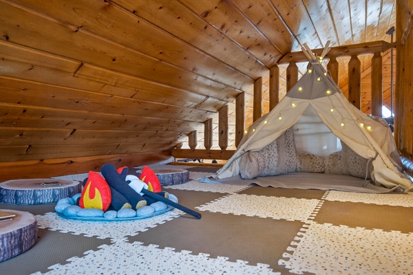 Fairy lights, cozy pillows, and their own little world. The teepee is a favorite for little ones every stay.
