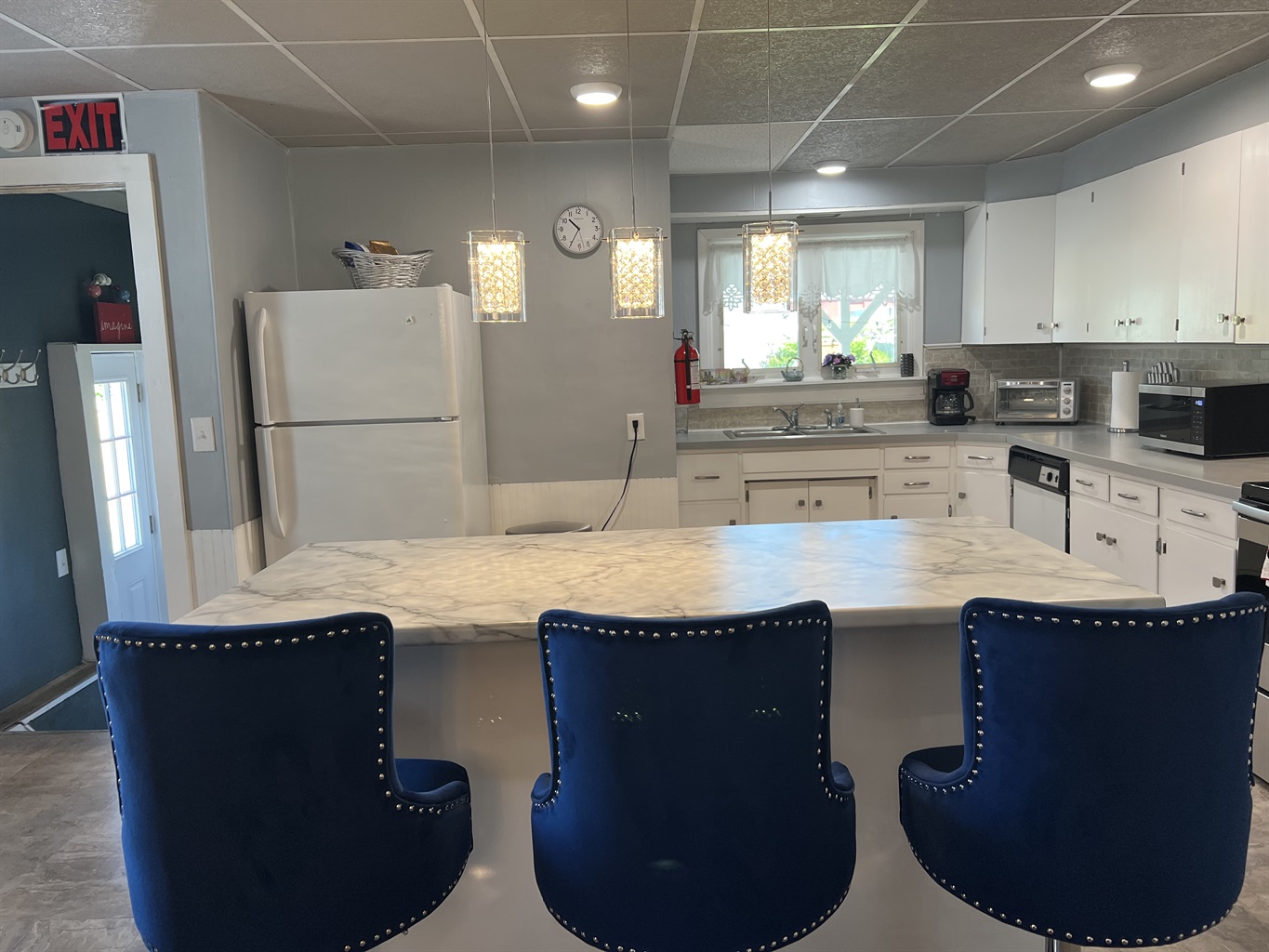 Kitchen with island seating
