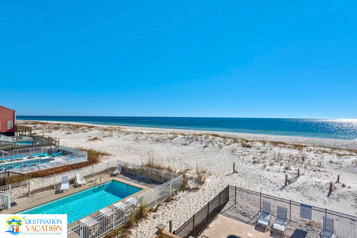 Breathtaking Gulf views stretch endlessly beyond the pool.