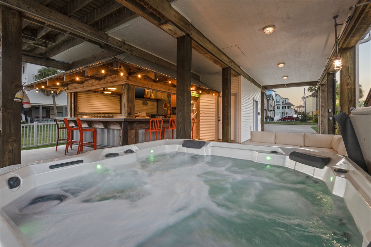6aedfc7acdd2476f9ffea6a78834bb4a Large | Beachhouse | Texas | TX | Vacation Homes | Galveston | Crystal Beach | Kokomo | Breezy Days | Beachfront Elegance | Sunrise Serenity | Southern Sands Property Management, LLC