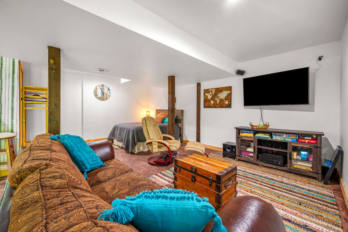 Lower level of the cabin - entertainment area