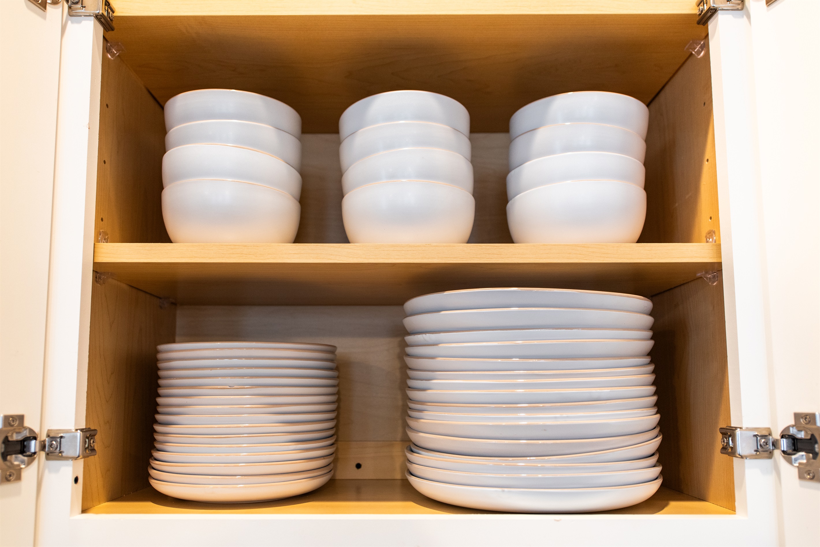 New clean plates and bowls