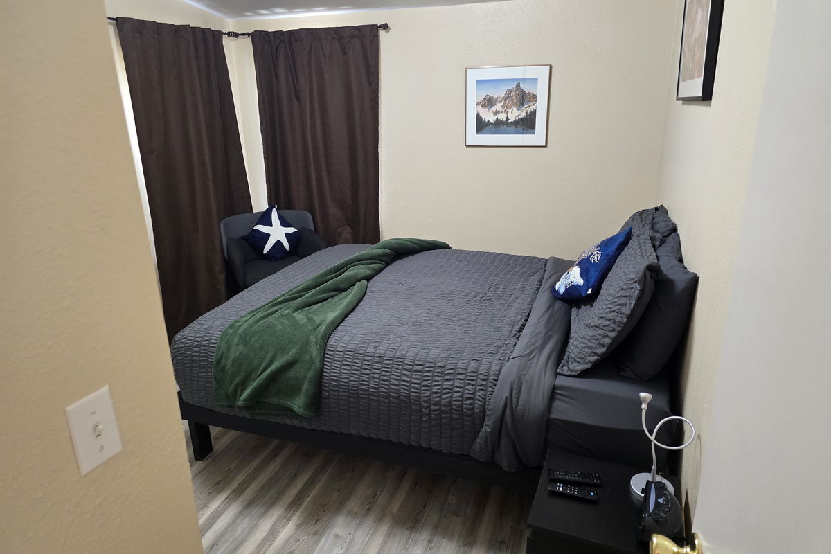 Front Bedroom