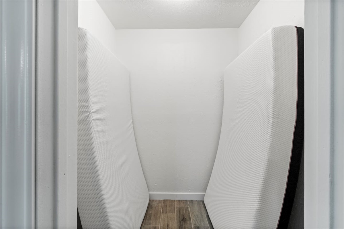 Extra memory foam mattresses available—perfect for flexible sleeping arrangements or larger groups.