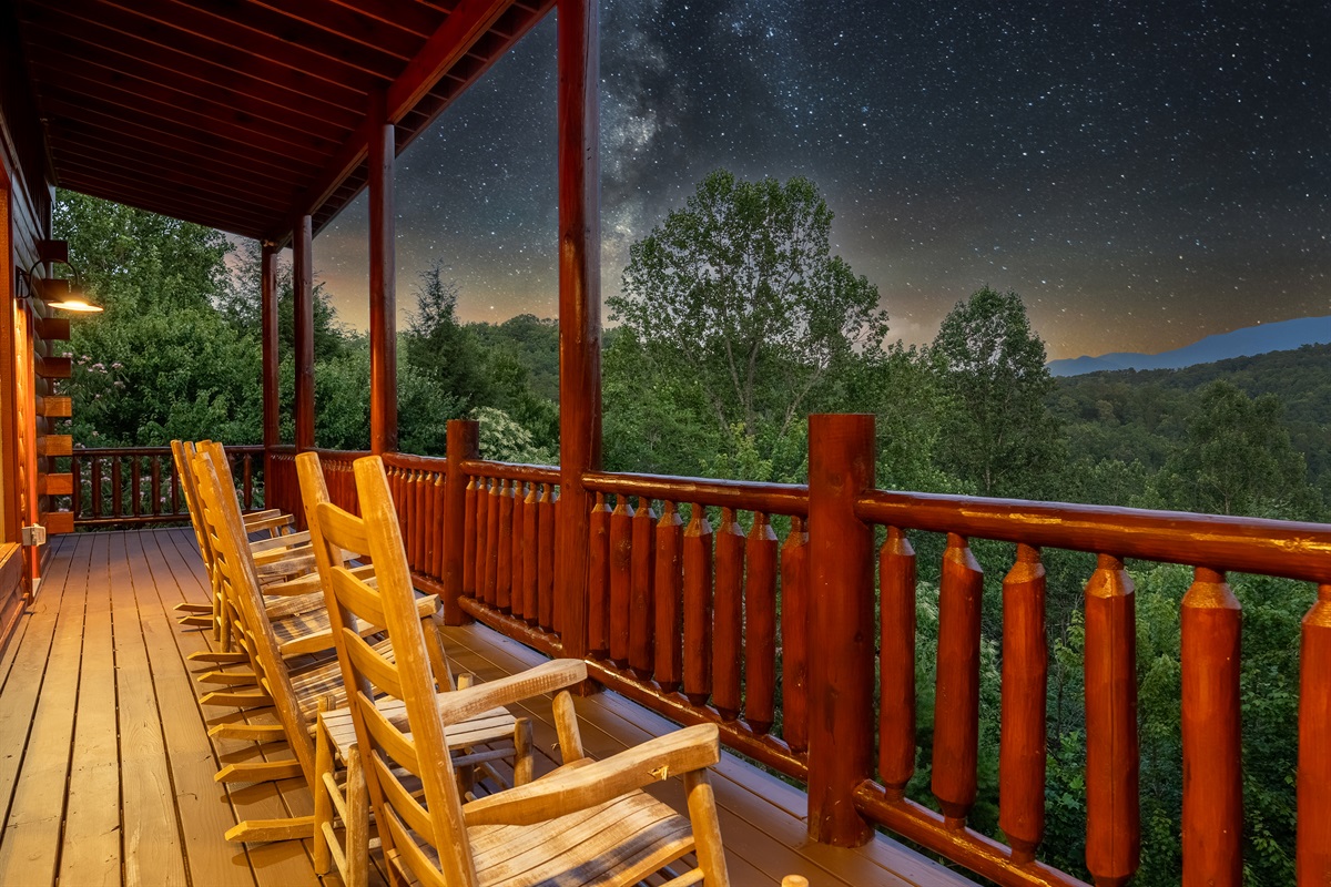 Don't miss the light show of stars in the Smokey Mountains!