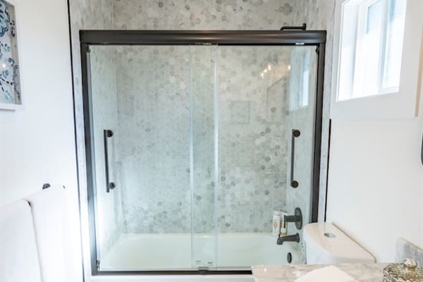 Upstairs Shared Bathroom