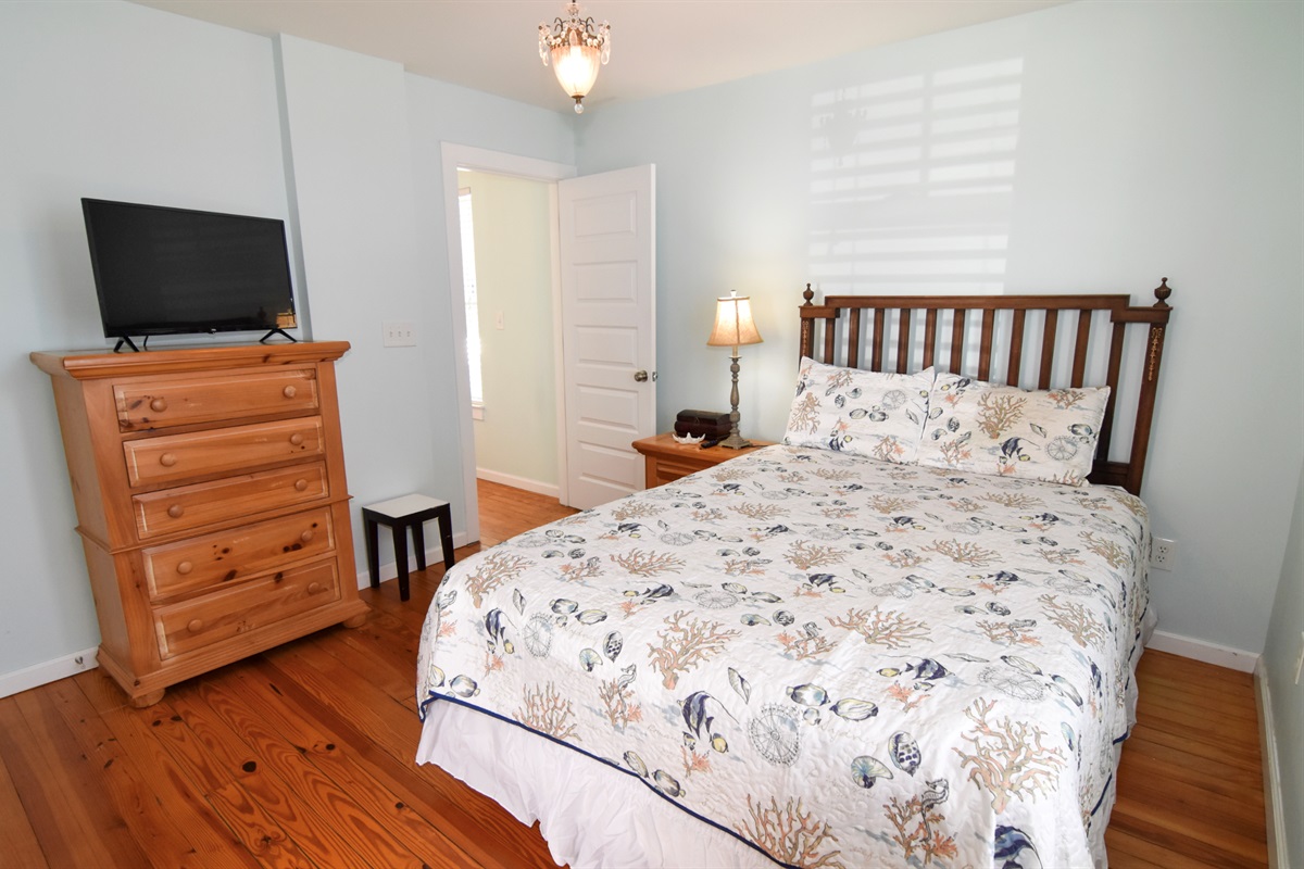 Queen in 3rd Bedroom