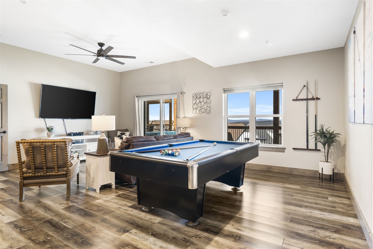 Lower gaming area with large TV