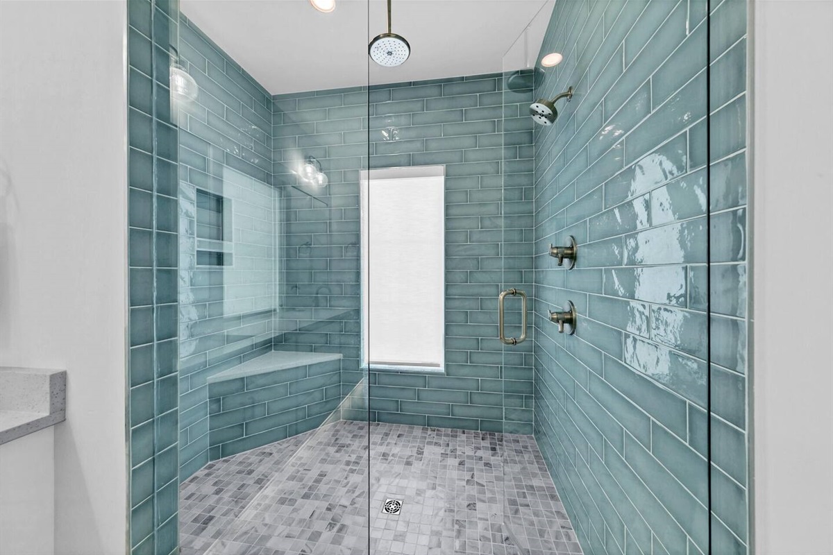 Large Walk In Shower