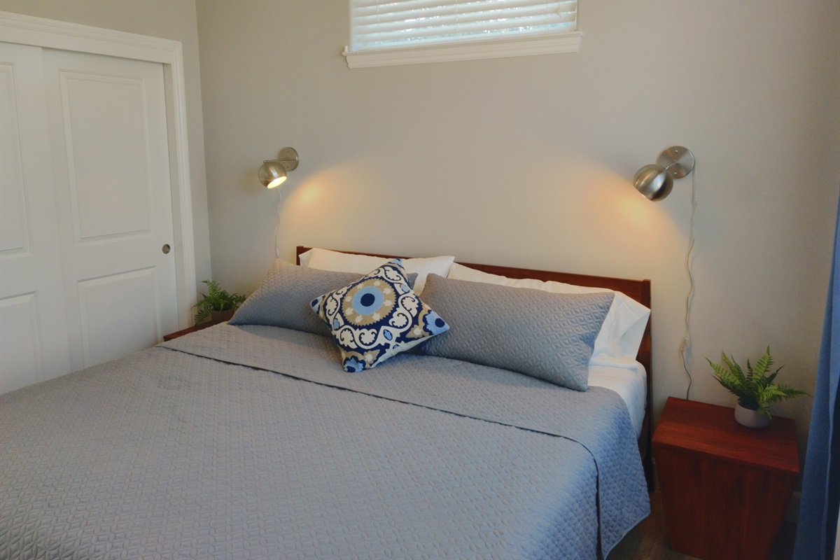 King bed with Avocado mattress