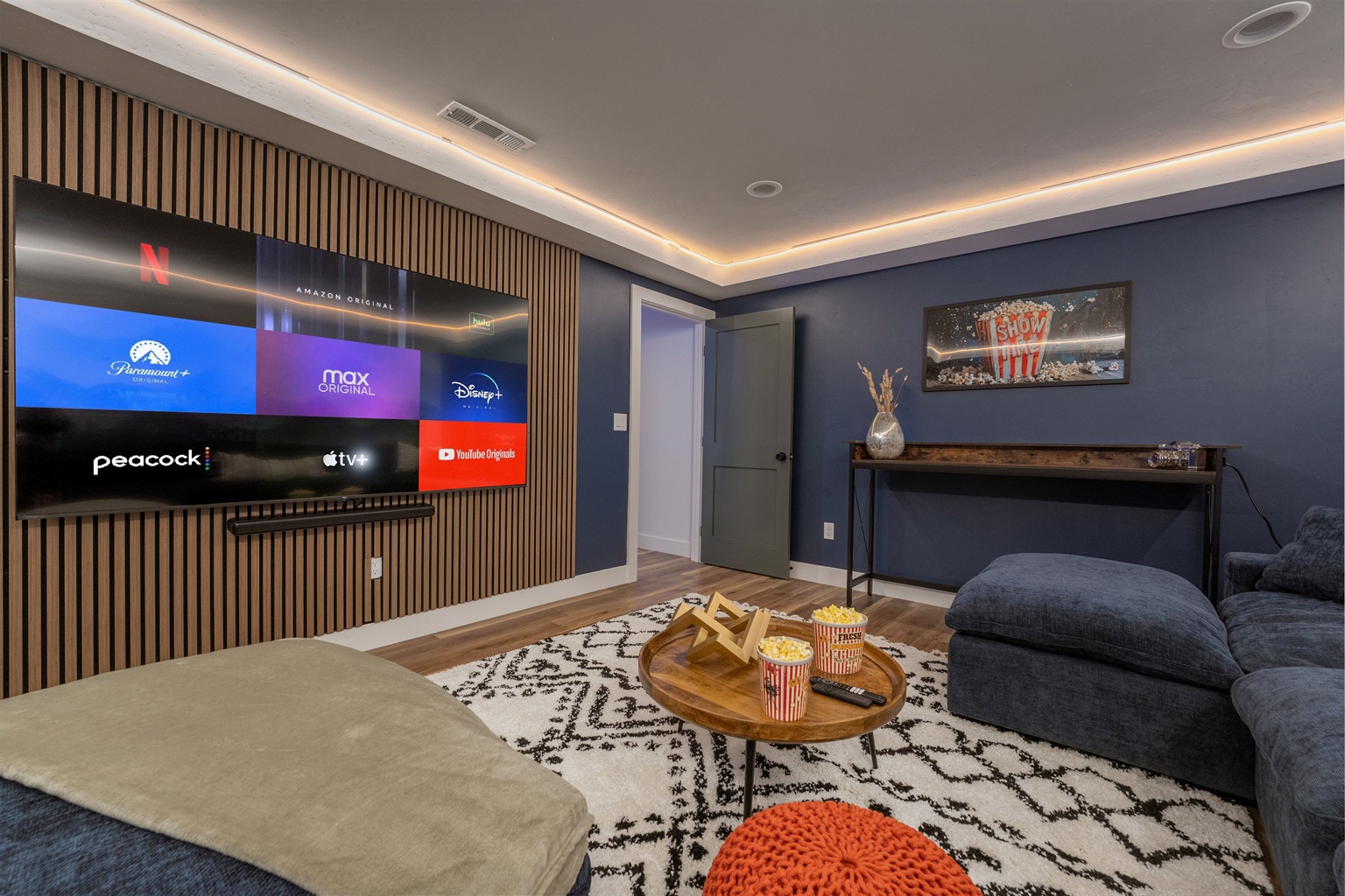 Theatre Room w/ Theatre Lighting