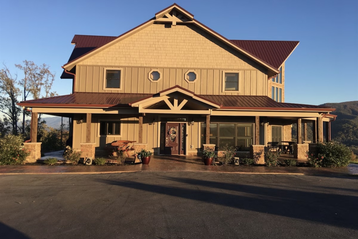 Approaching Soaring Eagle Chalet from the drive up the mountain