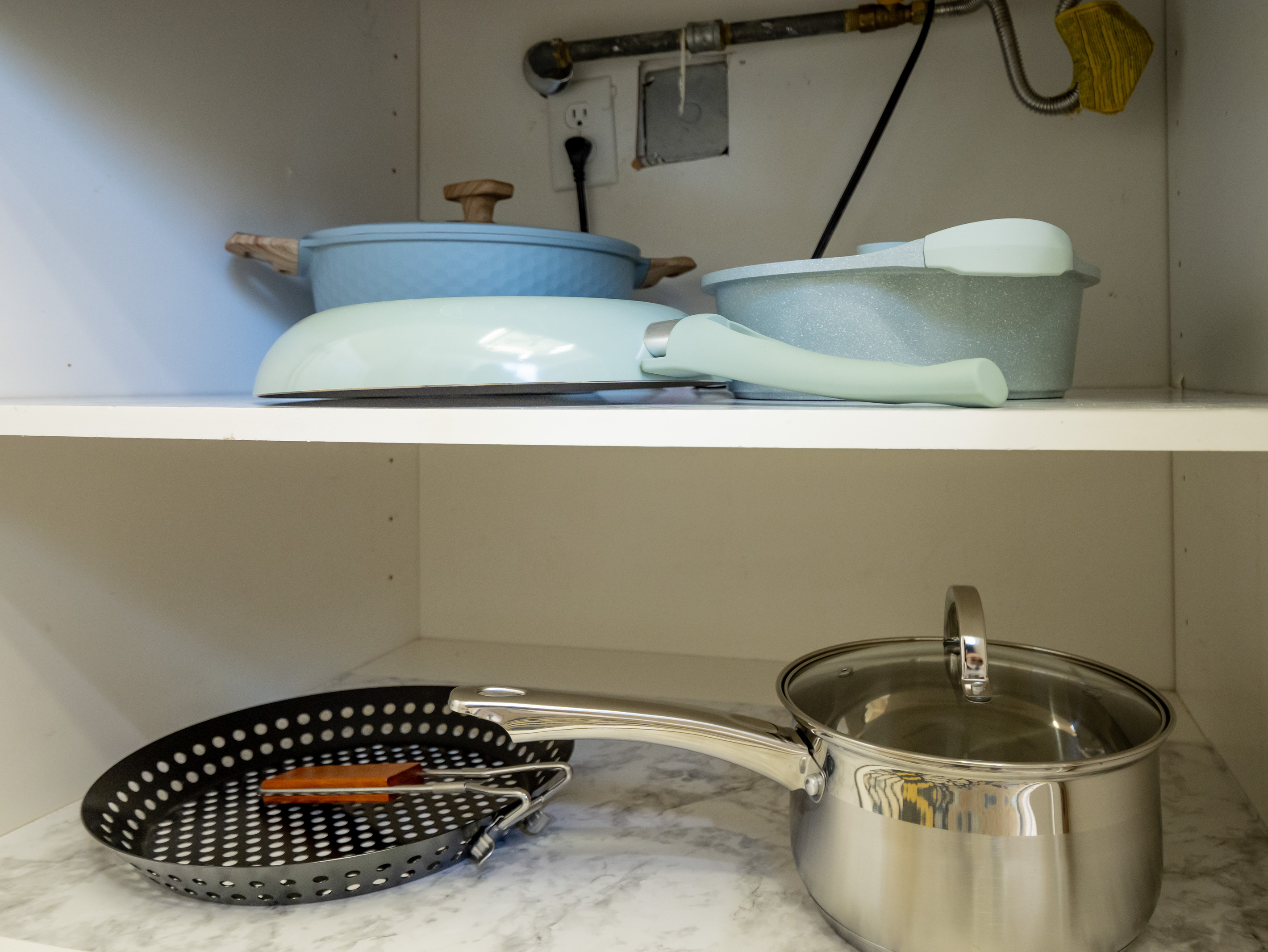 Whether you're making a simple snack or a full family feast, the kitchen includes pots, pans, and cookware to meet your needs.
