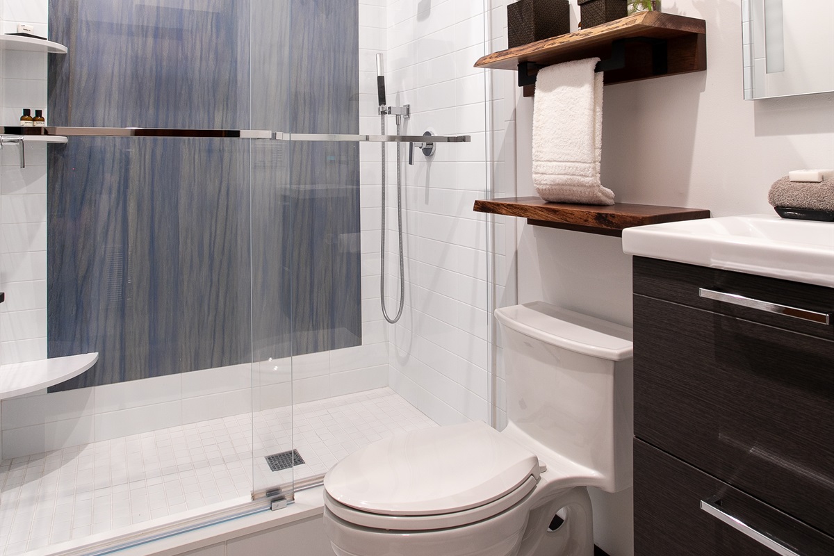 En-suite Bathroom