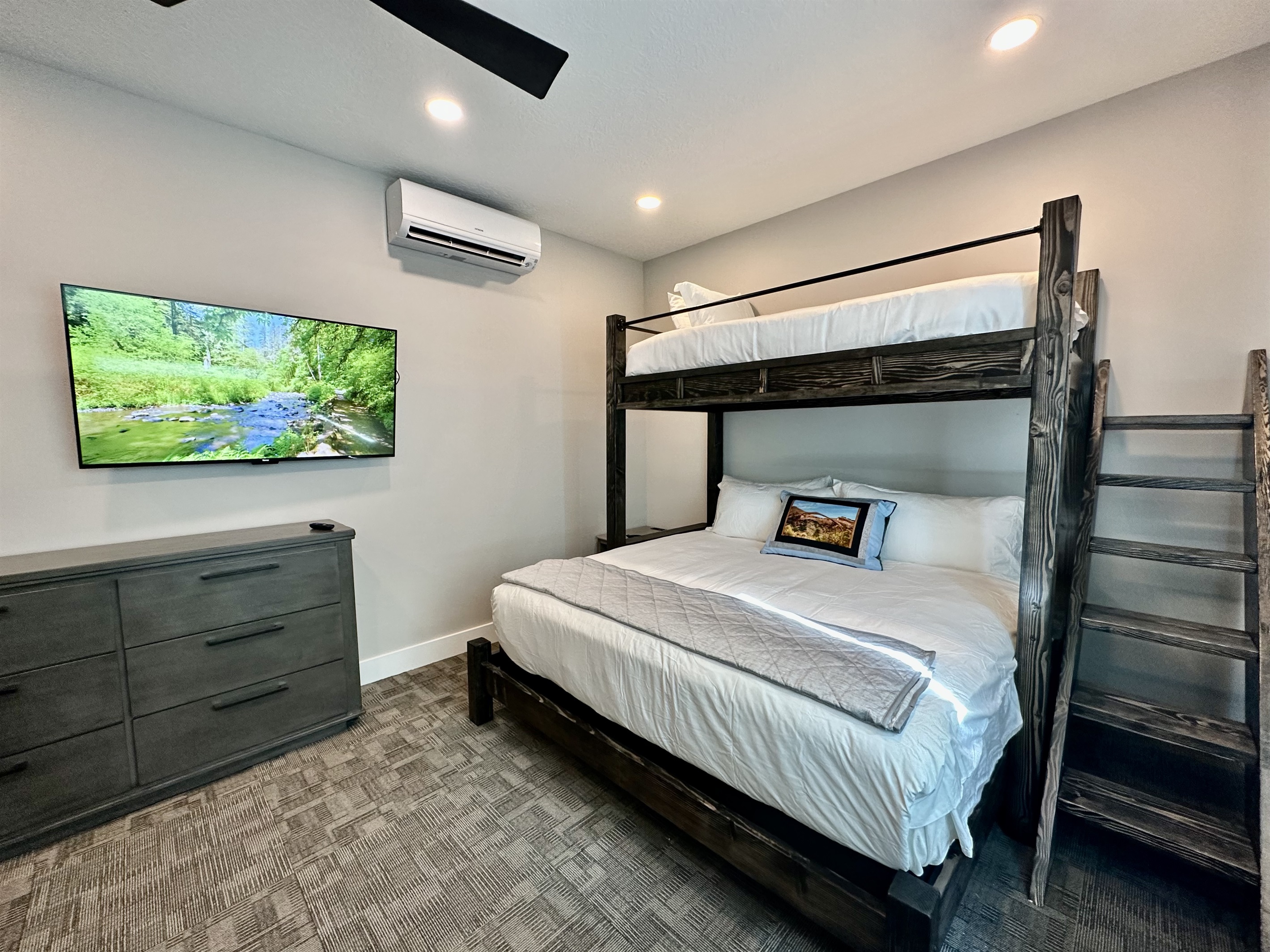 Bunk Suite King