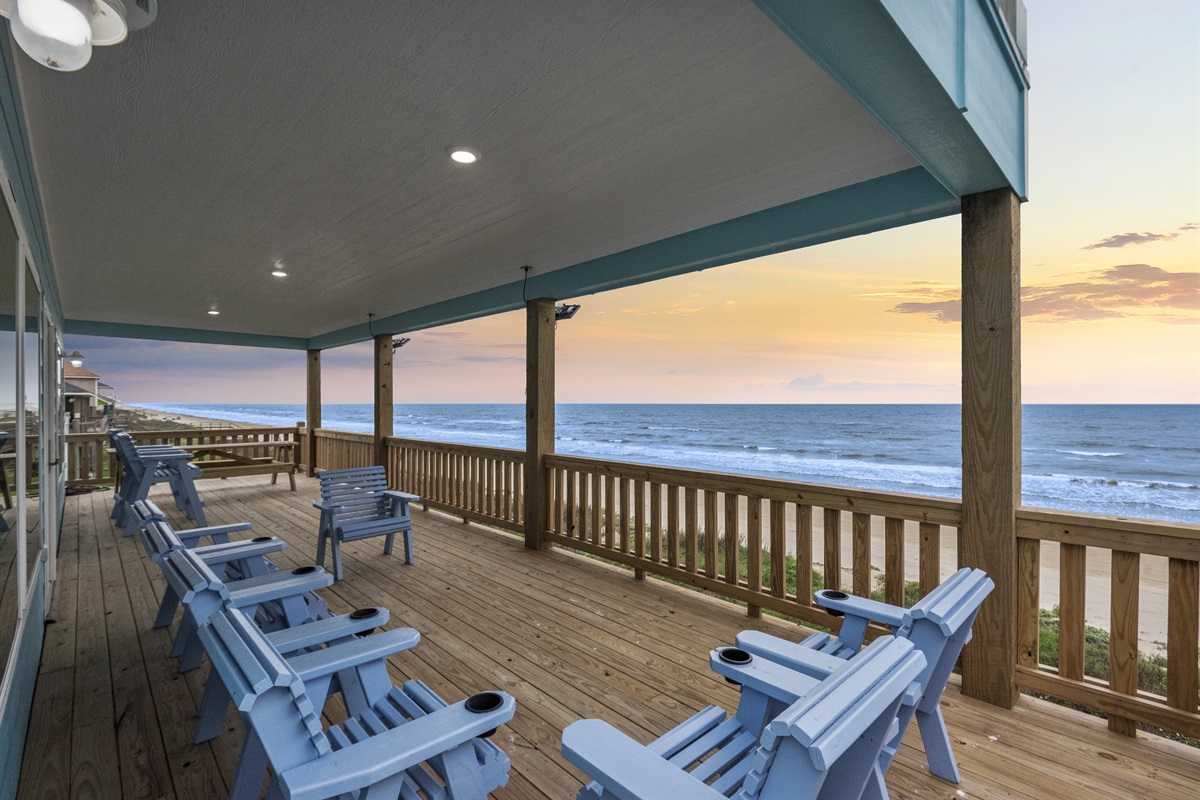 6b6e4a30d4644dada5757152ab57d322 Large | Beachhouse | Texas | TX | Vacation Homes | Galveston | Crystal Beach | Kokomo | Breezy Days | Beachfront Elegance | Sunrise Serenity | Southern Sands Property Management, LLC