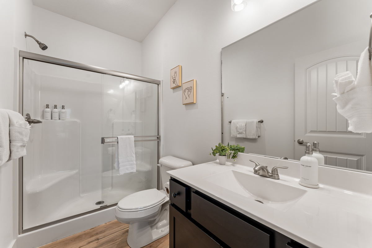 Upper King 2 Bath