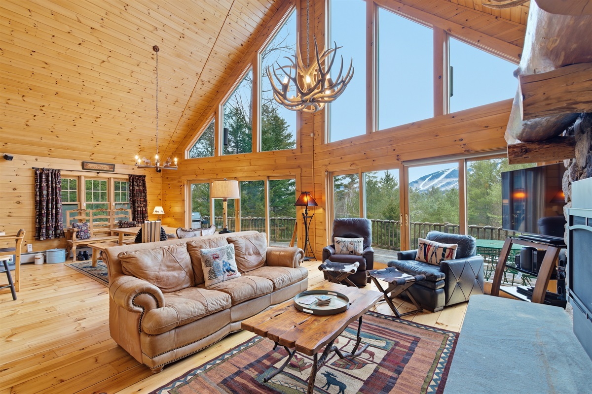 The perfect place for movie nights, conversation, and après-ski relaxation.