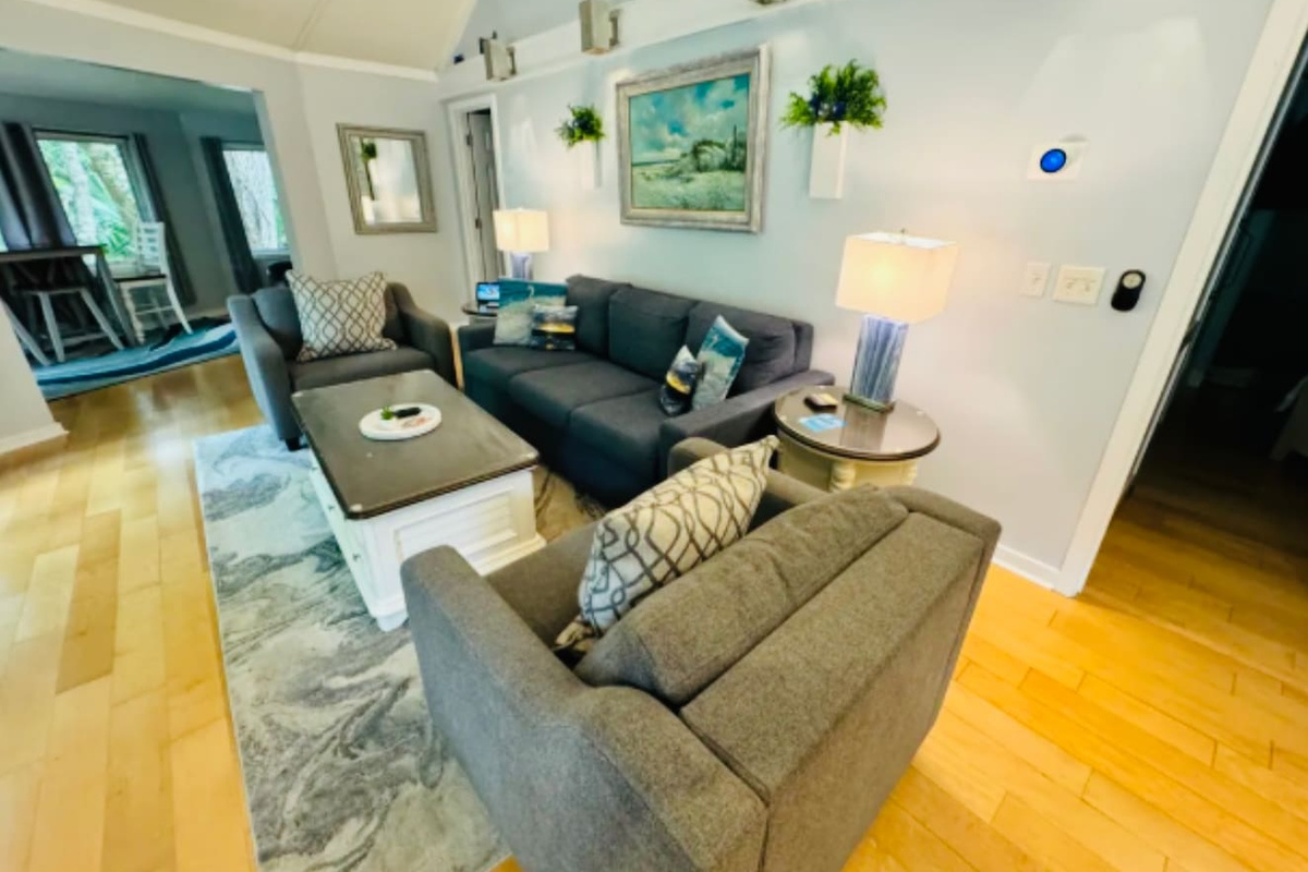 Living room with ceiling fan