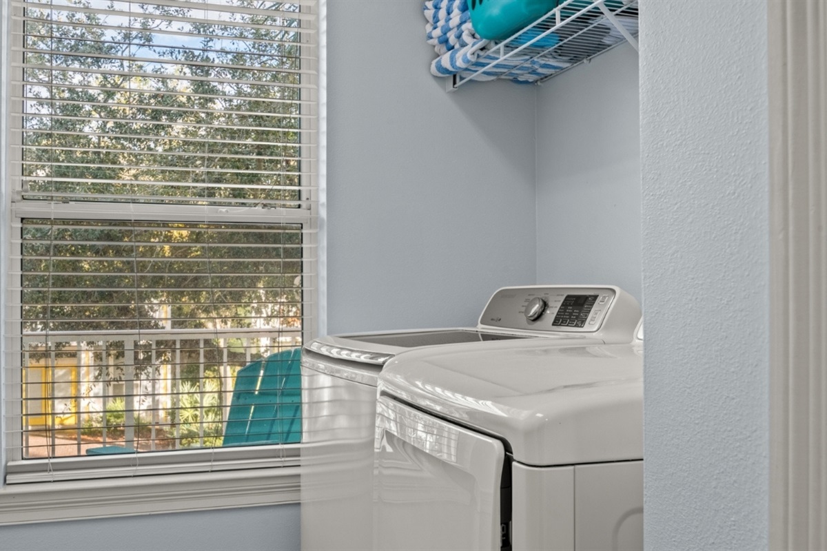 Full laundry room, plus pool and beach towels supplied.
