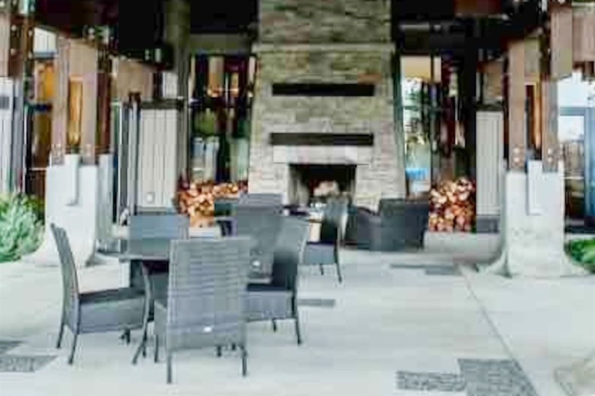 Fire place pool side 