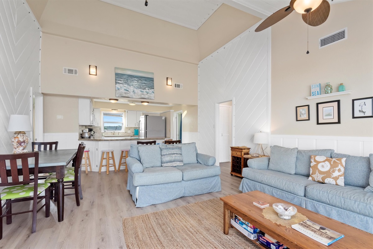 6ba5493a094f416aa77372b3b5182c66 Large | Beachhouse | Texas | TX | Vacation Homes | Galveston | Crystal Beach | Kokomo | Breezy Days | Beachfront Elegance | Sunrise Serenity | Southern Sands Property Management, LLC