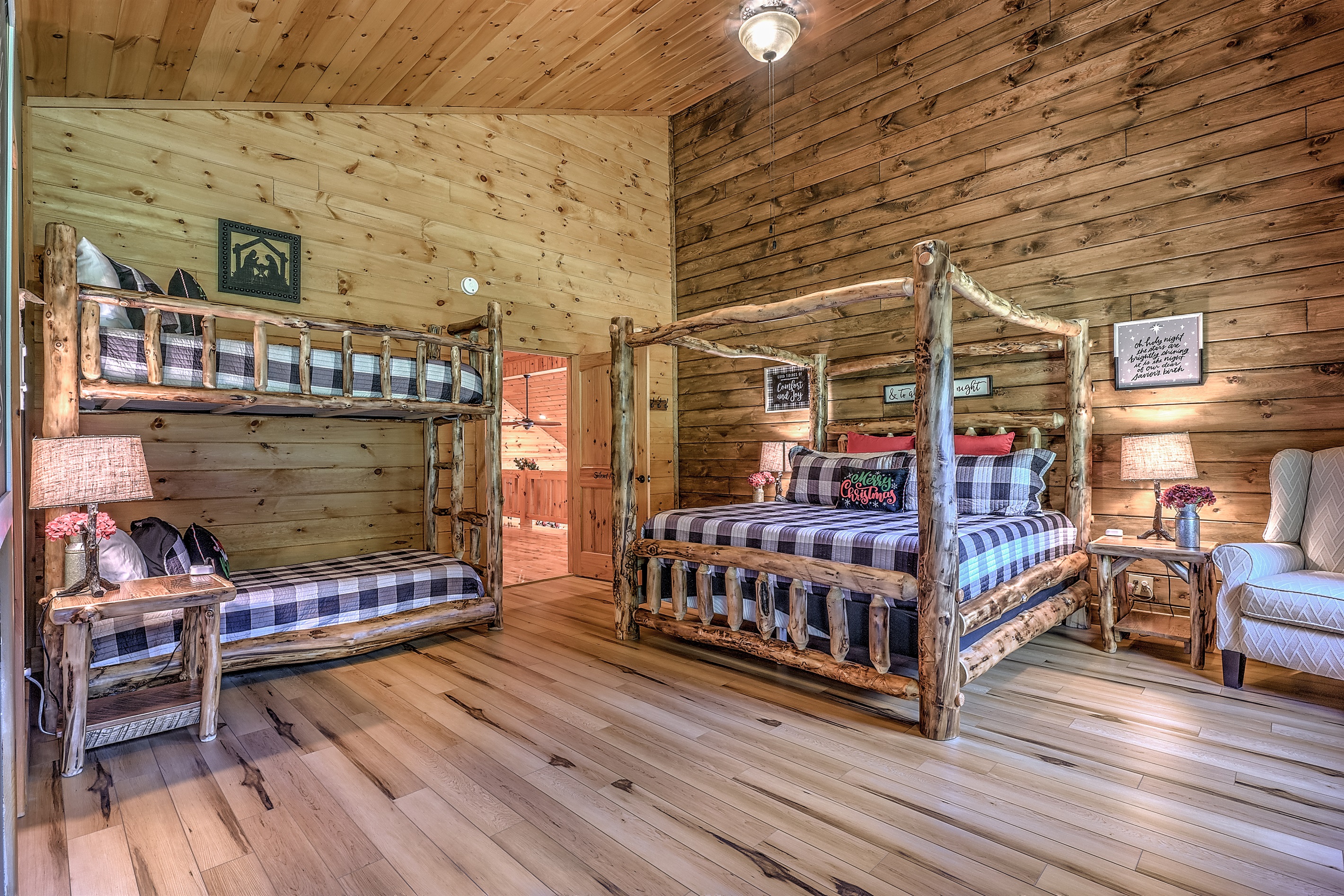 Silent Night Room, Upper, King and Twin Bunk