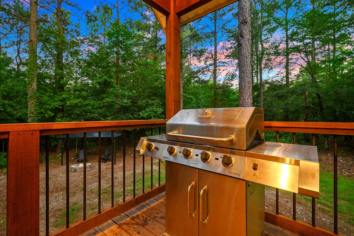 Gas grill for easy cooking.