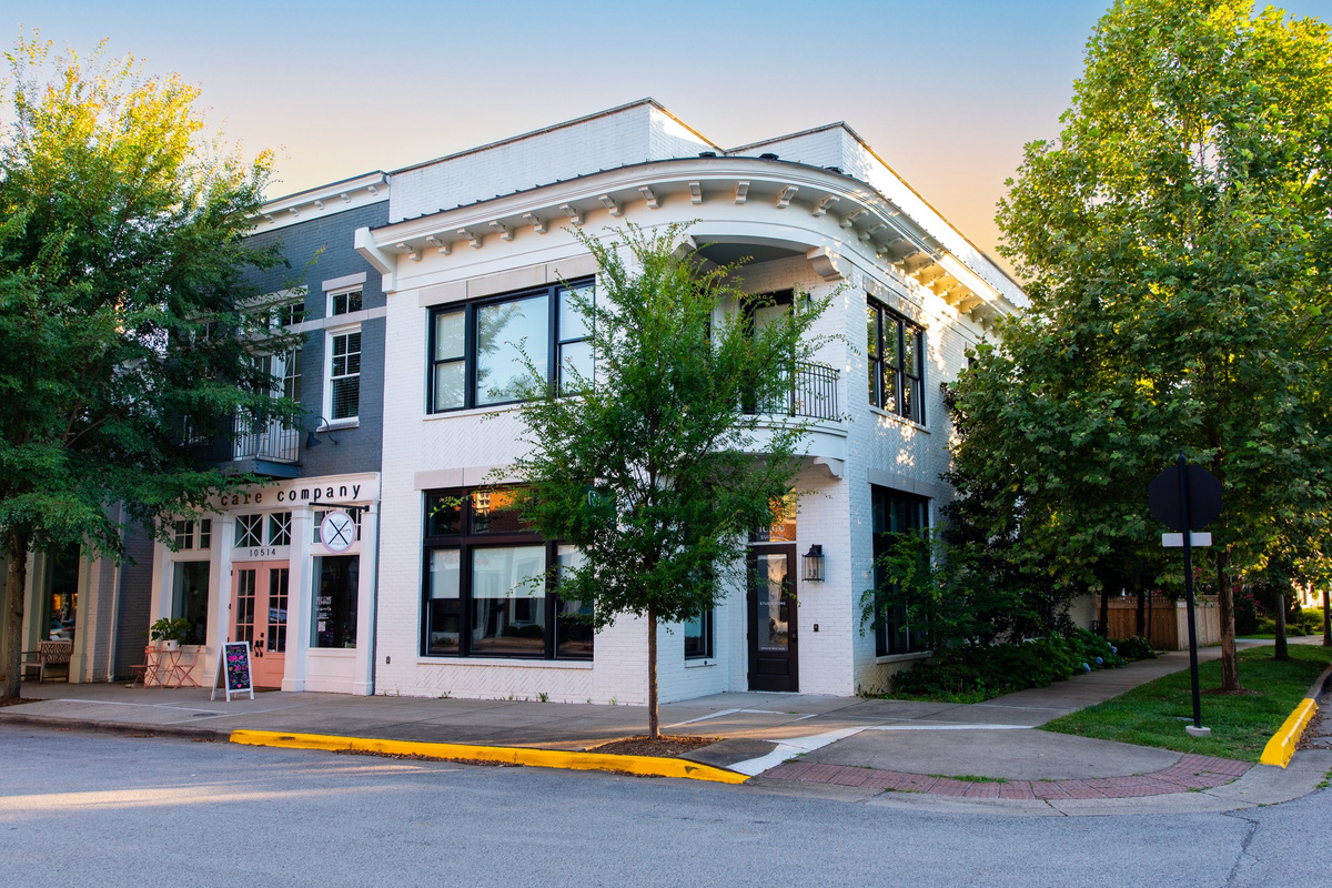 Welcome to The 19th at Norton Commons - a beautifully restored corner building in the heart of walkable Norton Commons.
