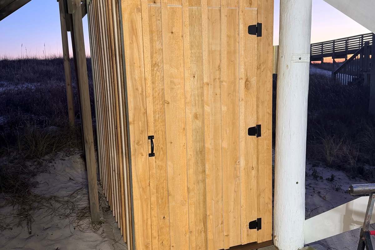 New private outdoor shower!