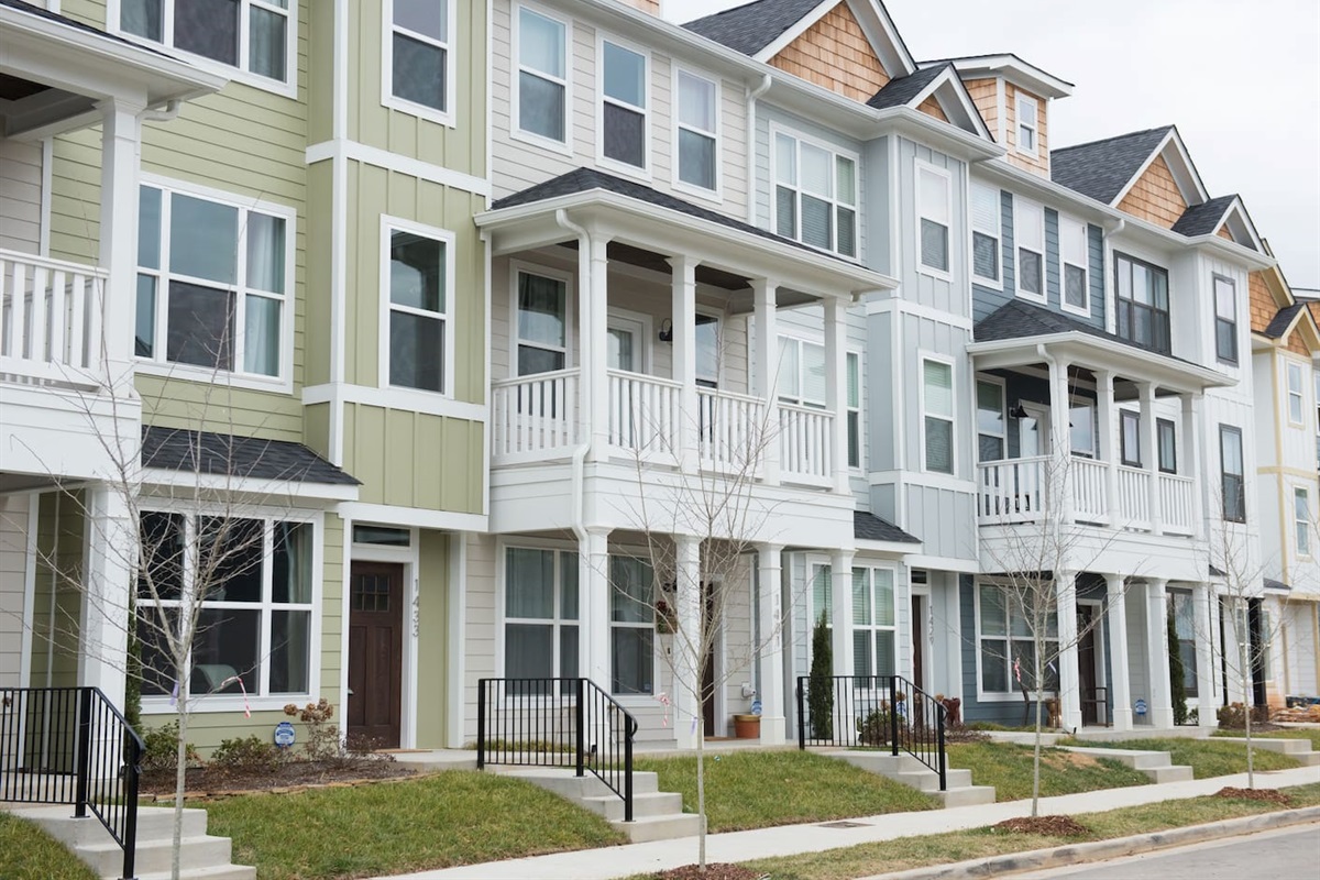 Brand New Townhome in Southside sleeps 6