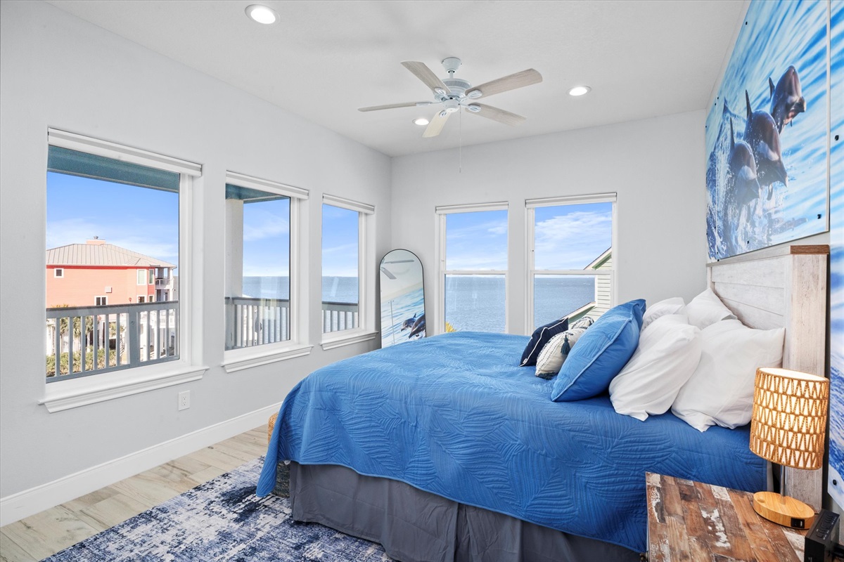6bdd20f78632442bae871b4ef77e68b5 Large | Beachhouse | Texas | TX | Vacation Homes | Galveston | Crystal Beach | Kokomo | Breezy Days | Beachfront Elegance | Sunrise Serenity | Southern Sands Property Management, LLC