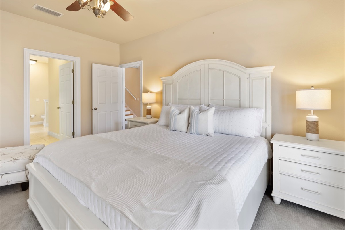 Master Bedroom (1st Floor)