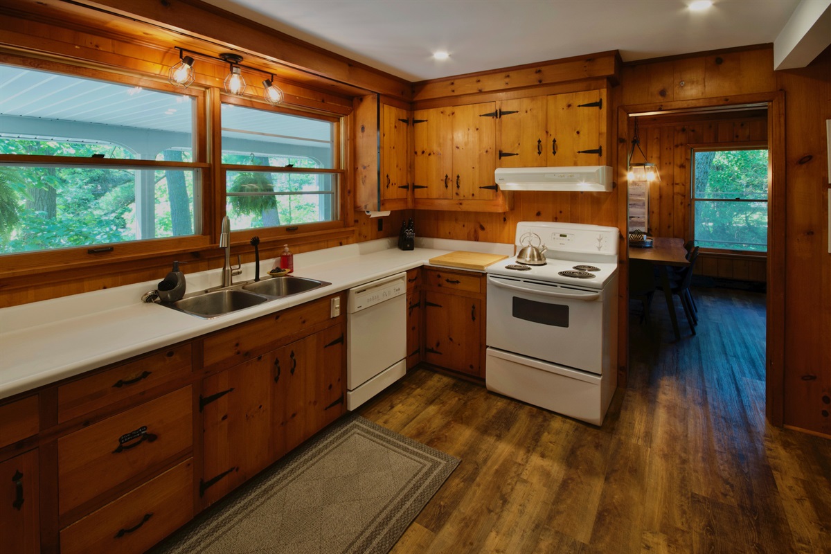 6bebf6274904495e80362050ccbc1966 Large