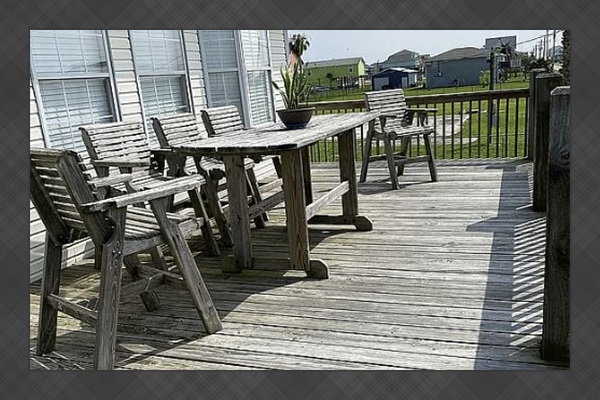 6bee9245fd424e1dbd8aadc01d37b573 Medium | Beachhouse | Texas | TX | Vacation Homes | Galveston | Crystal Beach | Kokomo | Breezy Days | Beachfront Elegance | Sunrise Serenity | Southern Sands Property Management, LLC