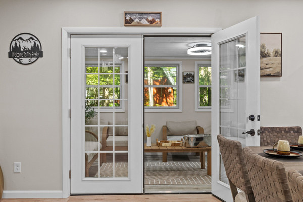 The sunroom is a deeply cozy, all-season space that invites you to instantly relax any time of year