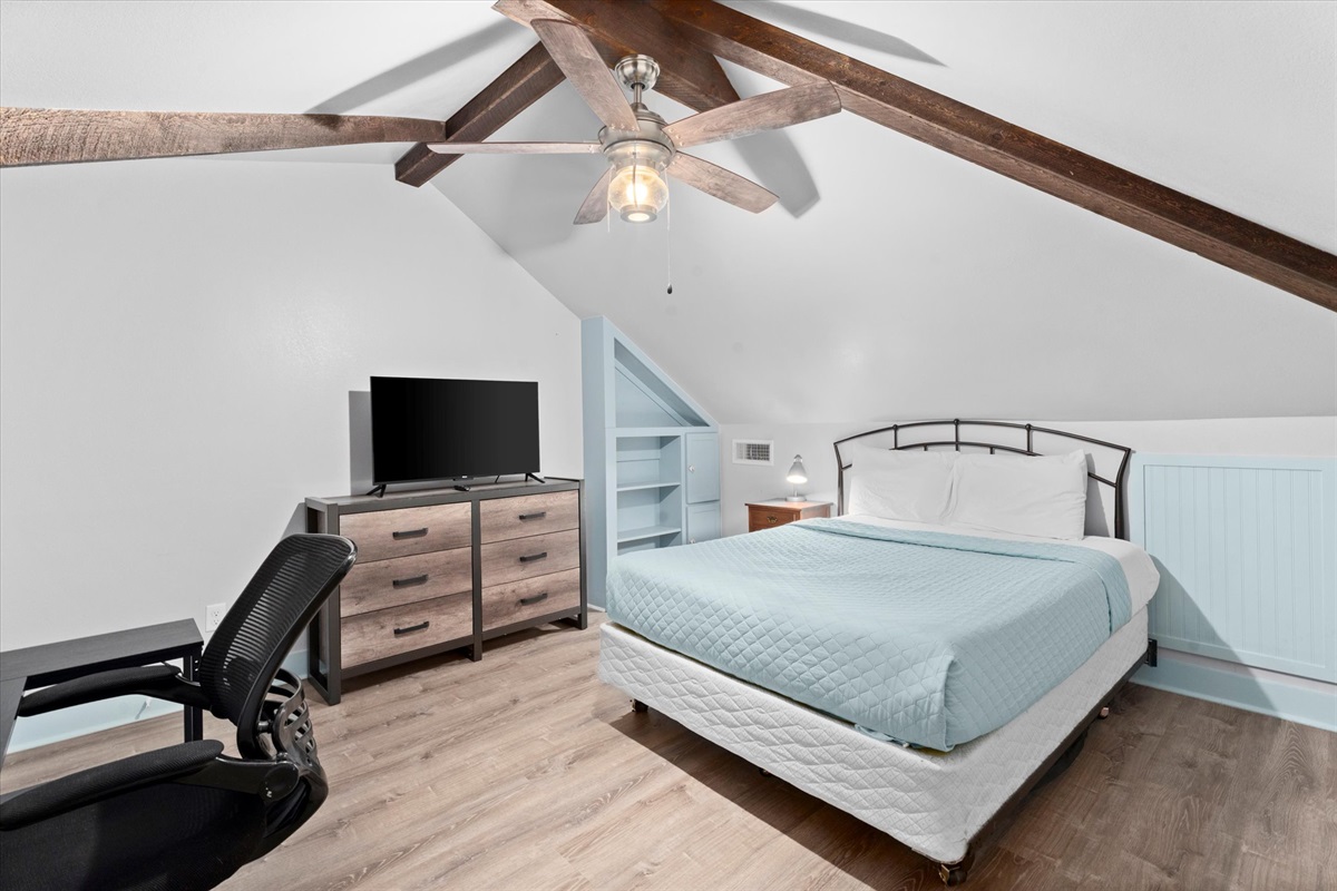 6c0716ee674b4da395b20428a5666f6d Large | Beachhouse | Texas | TX | Vacation Homes | Galveston | Crystal Beach | Kokomo | Breezy Days | Beachfront Elegance | Sunrise Serenity | Southern Sands Property Management, LLC