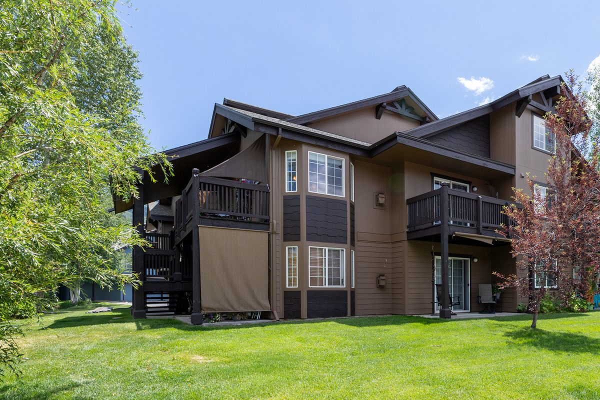 Outside view of Santuary on Covey 406