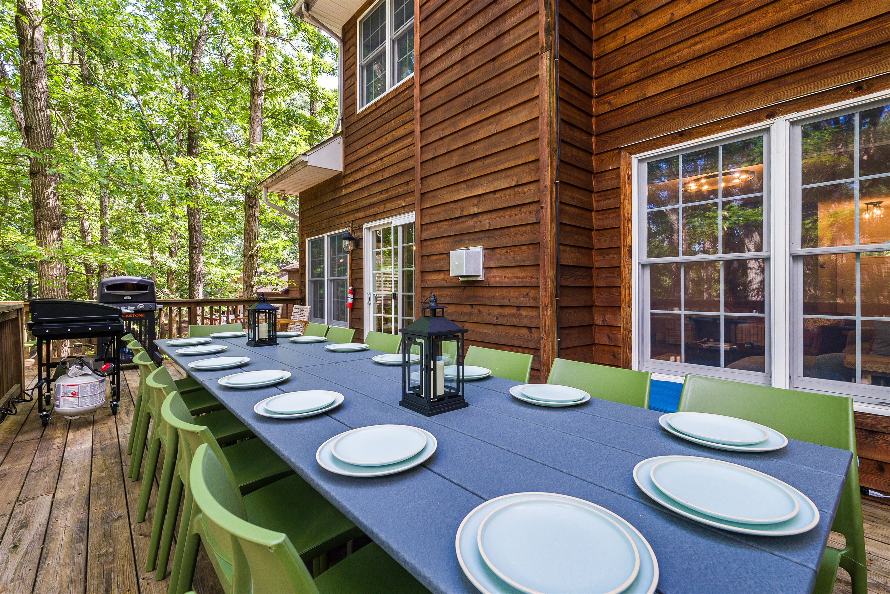 From sunrise breakfasts to lantern-lit dinners, this outdoor space is designed for connection, laughter, and shared meals.