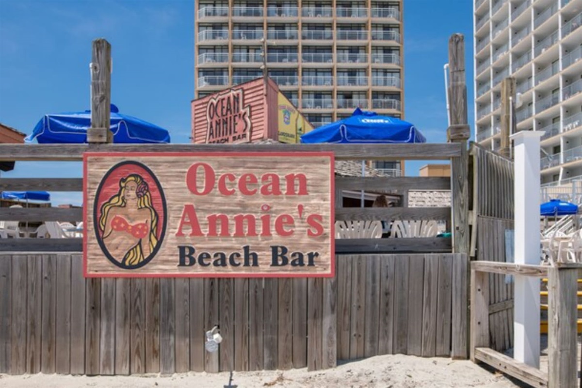 Enjoy Ocean Annies (Myrtle Beach's most famous beach bar with live music/entertainment) RIGHT by the pool. No need to drive anywhere when you have entertainment just steps away!