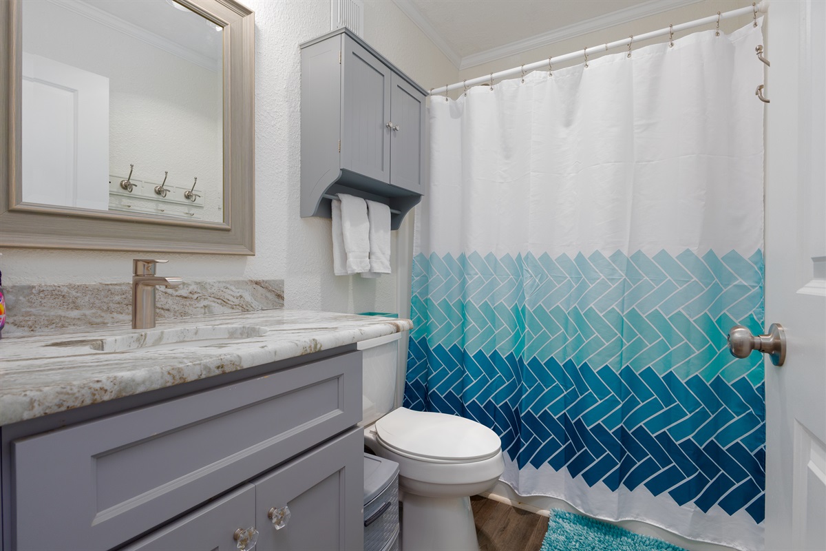 Clean and efficient bathroom