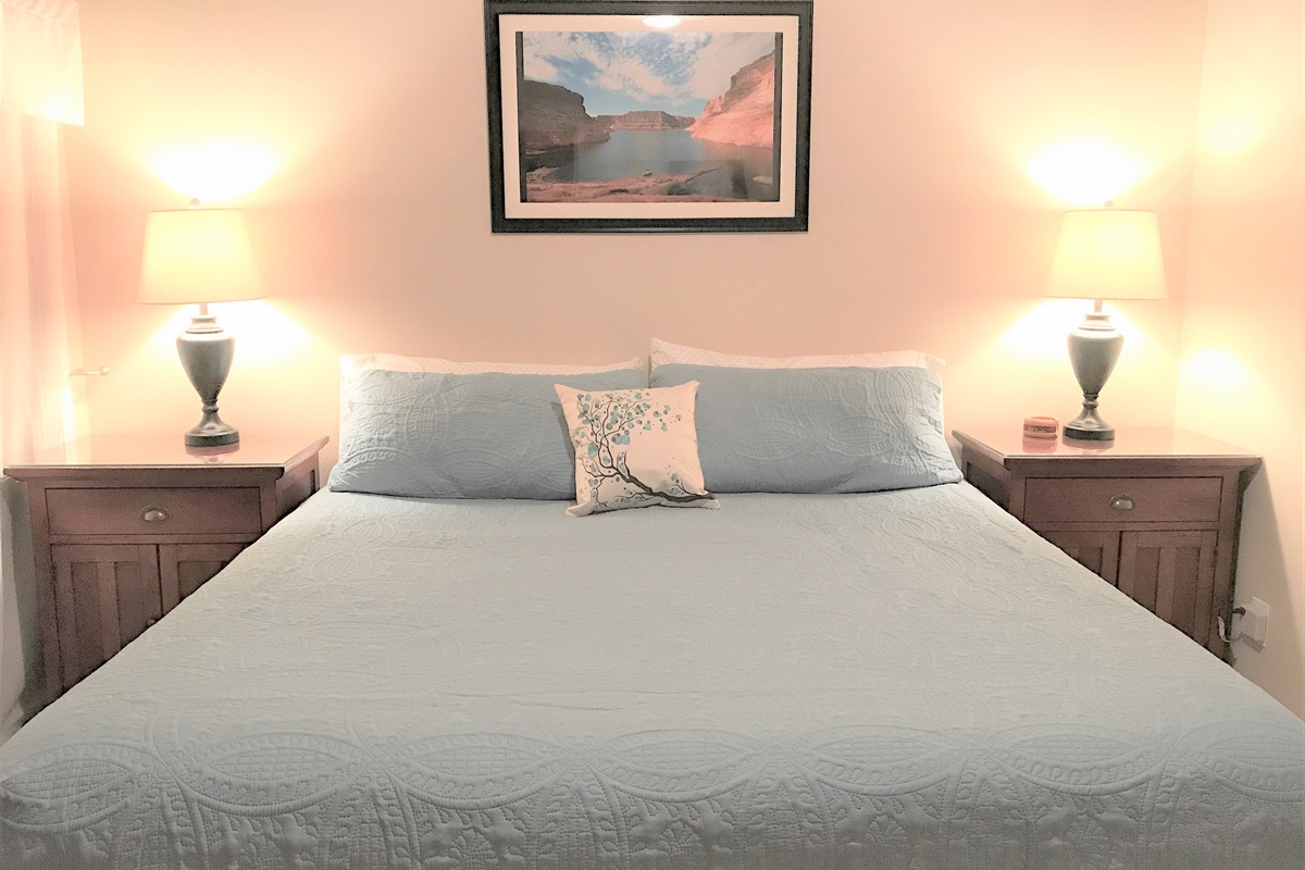 VCH master with king bed