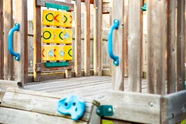 Let your little ones laugh, explore, and play all day with their very own swing set and sandbox