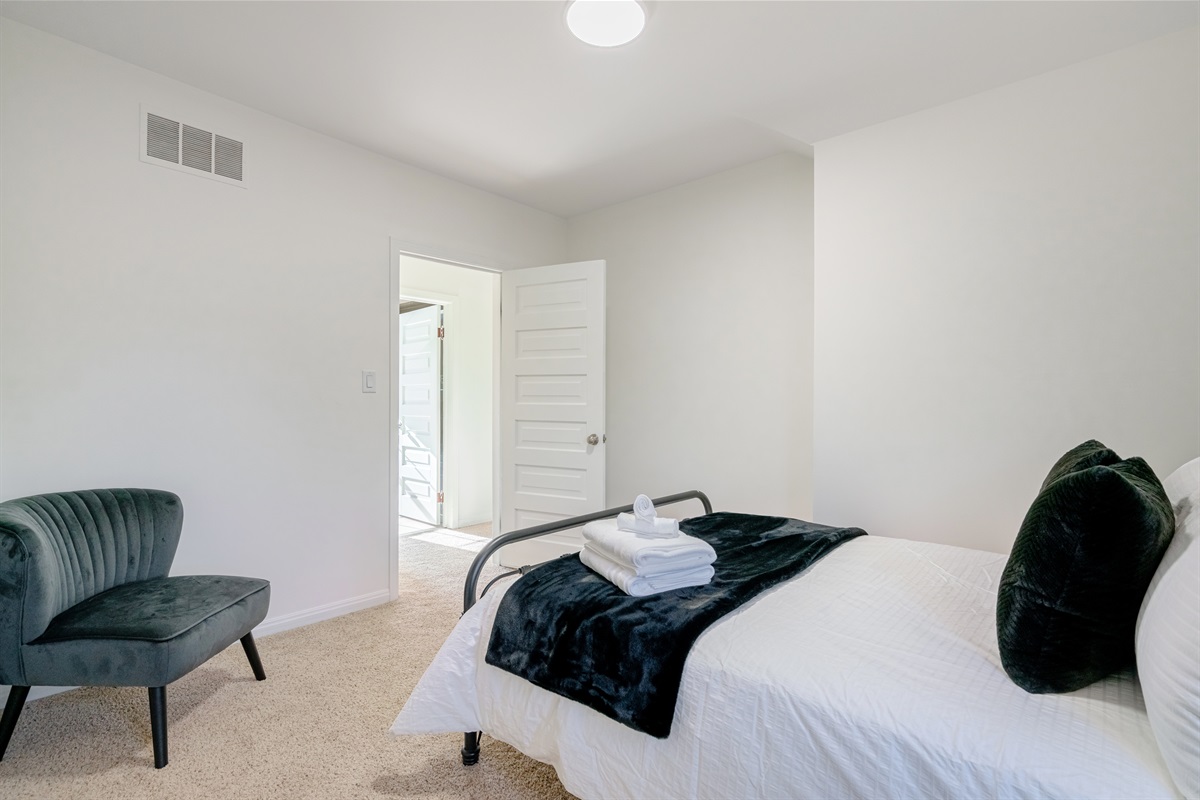 Bedroom 4 Double Bed