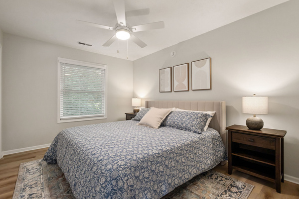 2B/2BA Near ND | Private Balcony | Walk to Campus, photo 9