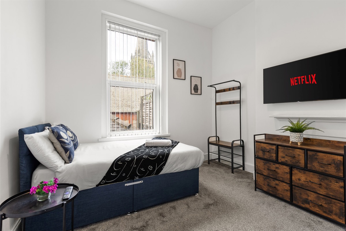 [Bedroom 1]