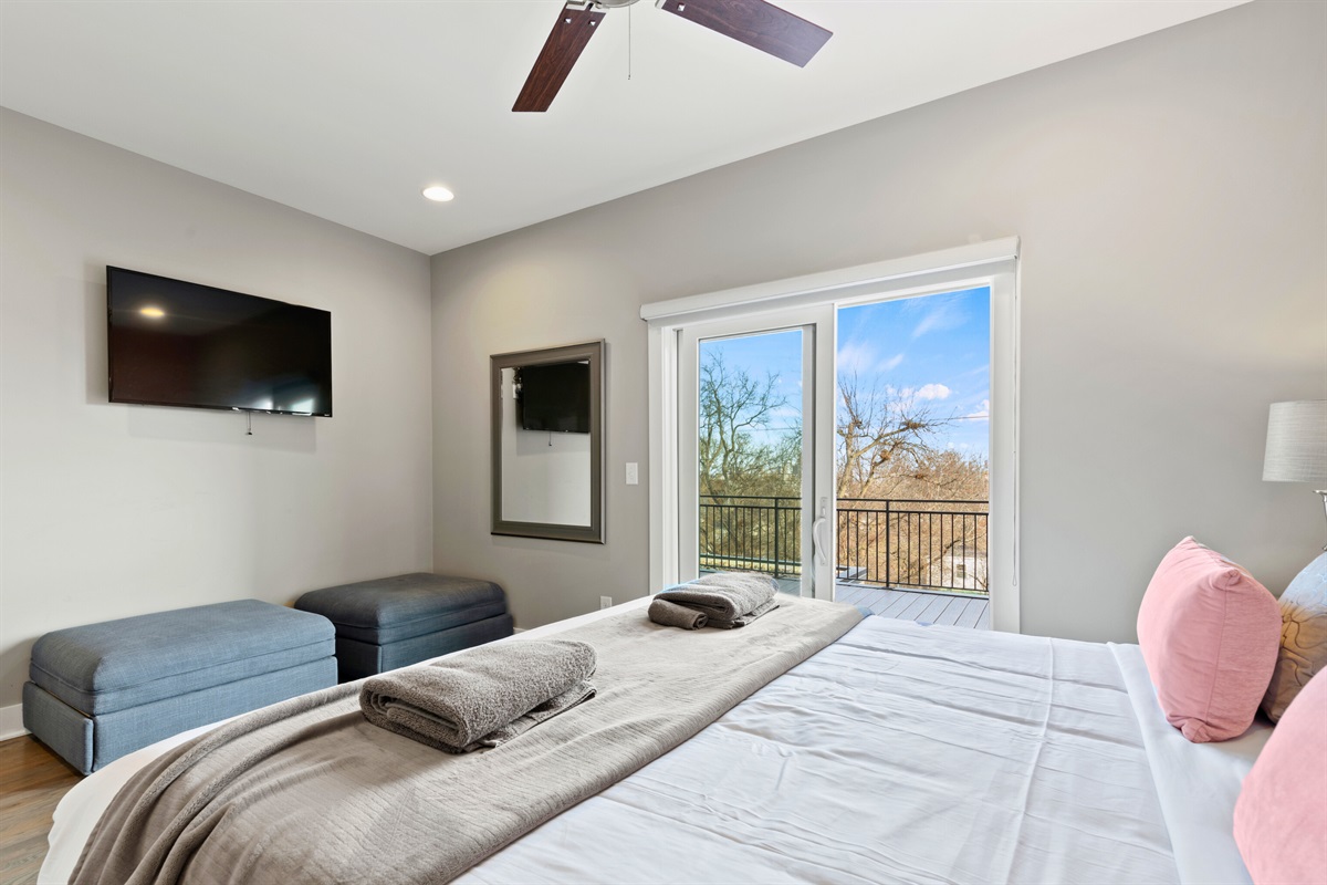 [Casa Rosalie - Bedroom] Master Bedroom has Walk-out Private Patio with Beautiful Views Plus a TV in Room!