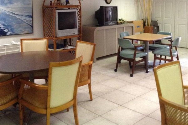 All guests have access to rec center 