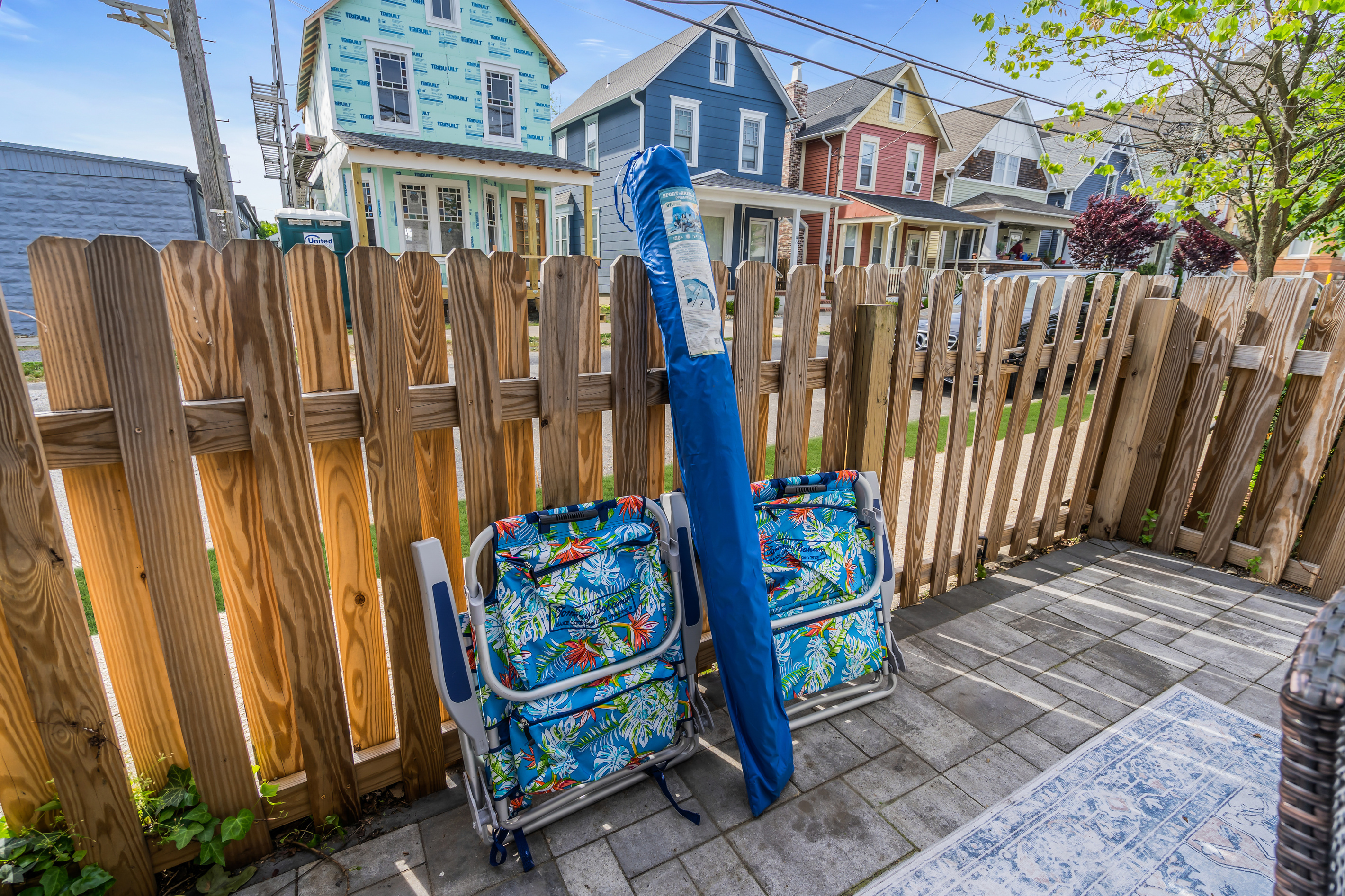 Grab the four beach chairs and umbrella waiting for you and go. With four beach badges included, you are 12 minutes from the sand with nothing left to pack.