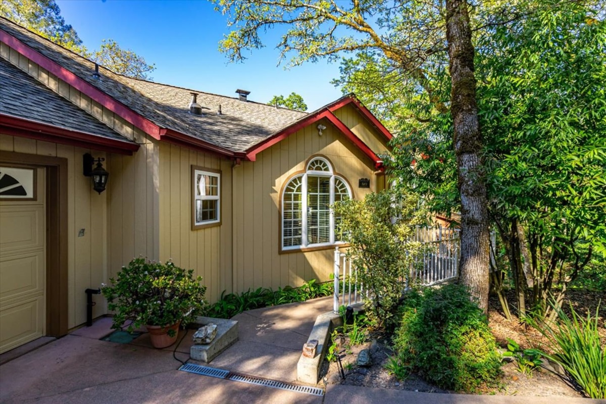 Follow the path to your cozy retreat - welcome home!